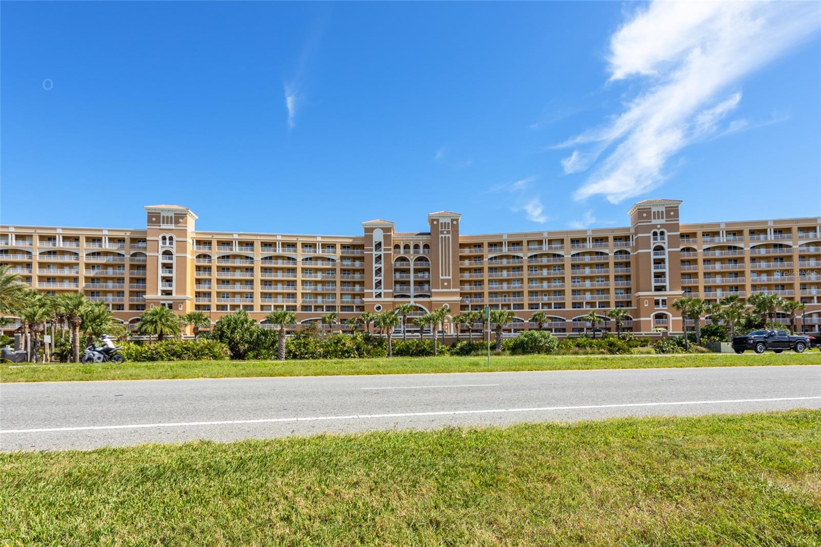 60 SURFVIEW DR #804, PALM COAST, FL