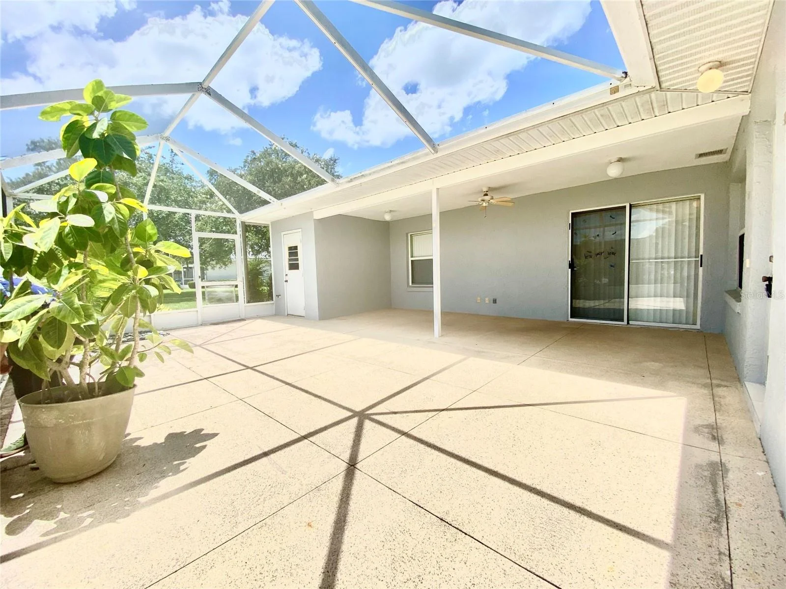 1129 APPLE TER, LEESBURG, FL — photo 4