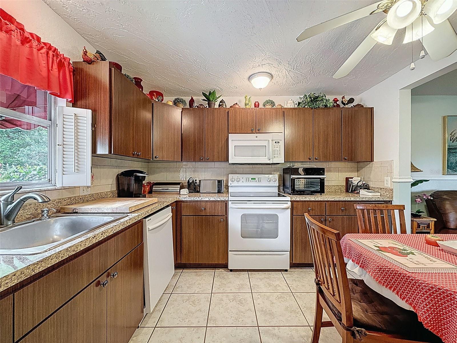 7135 TRENTON PL, NEW PORT RICHEY, FL — photo 14