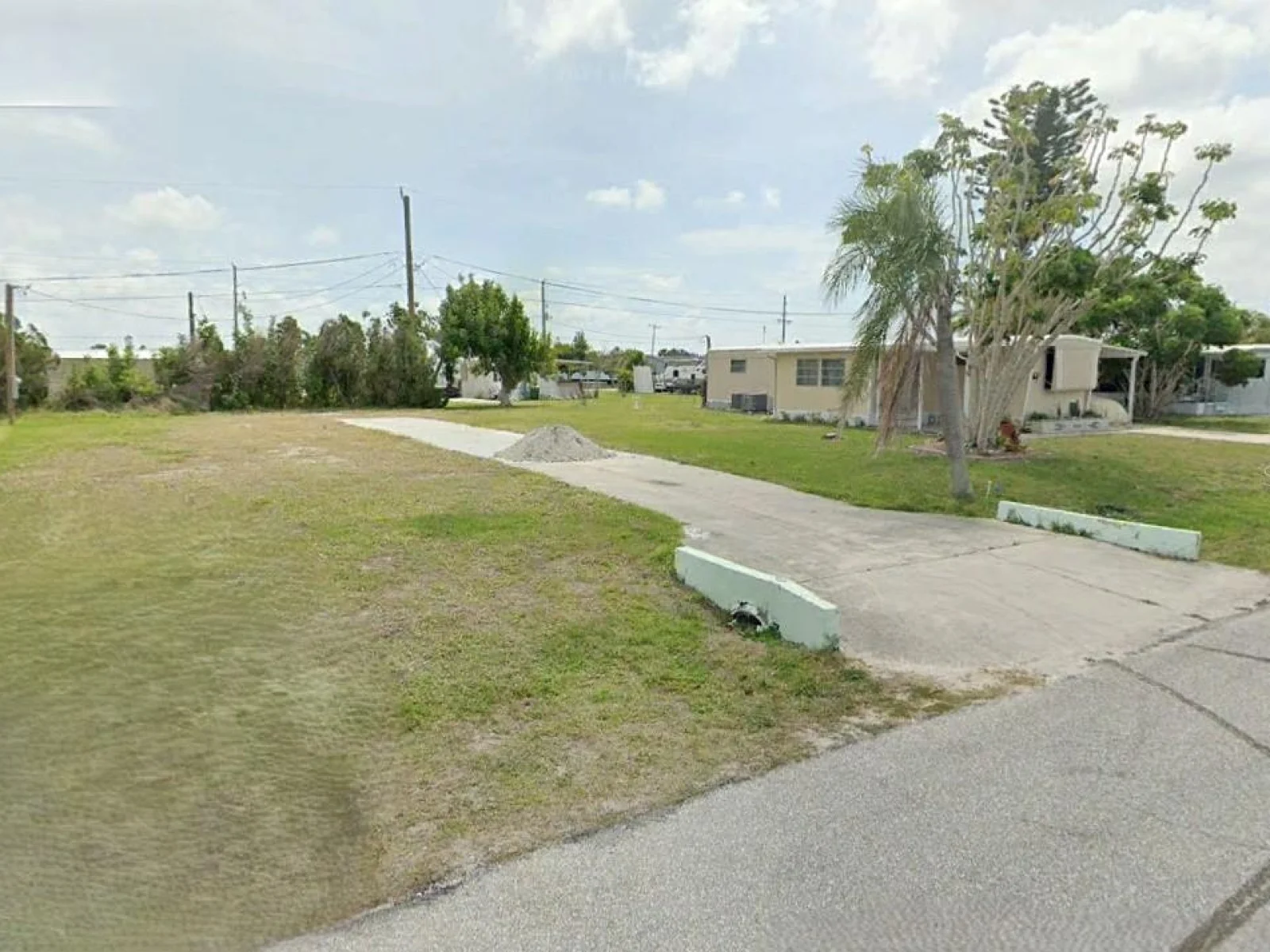 1403 SEAGULL DR, ENGLEWOOD, FL — photo 2
