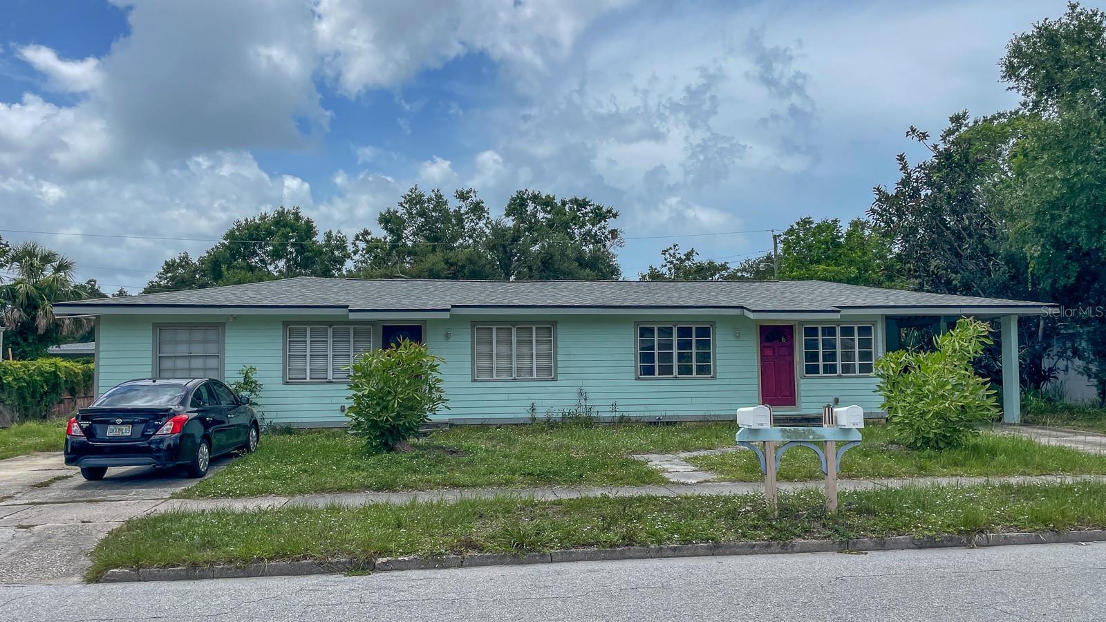 2050-2026 10TH, SARASOTA, FL — photo 2