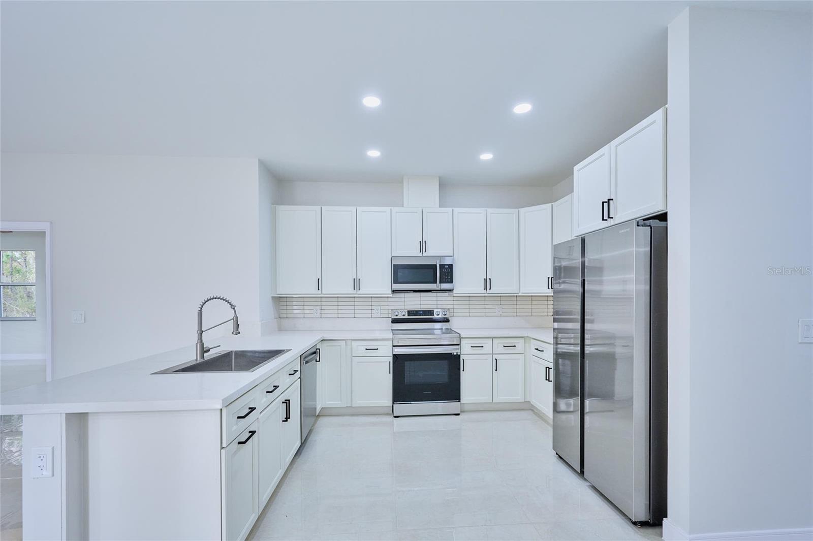 3431 ORCHID DR, INDIAN LAKE ESTATES, FL — photo 18