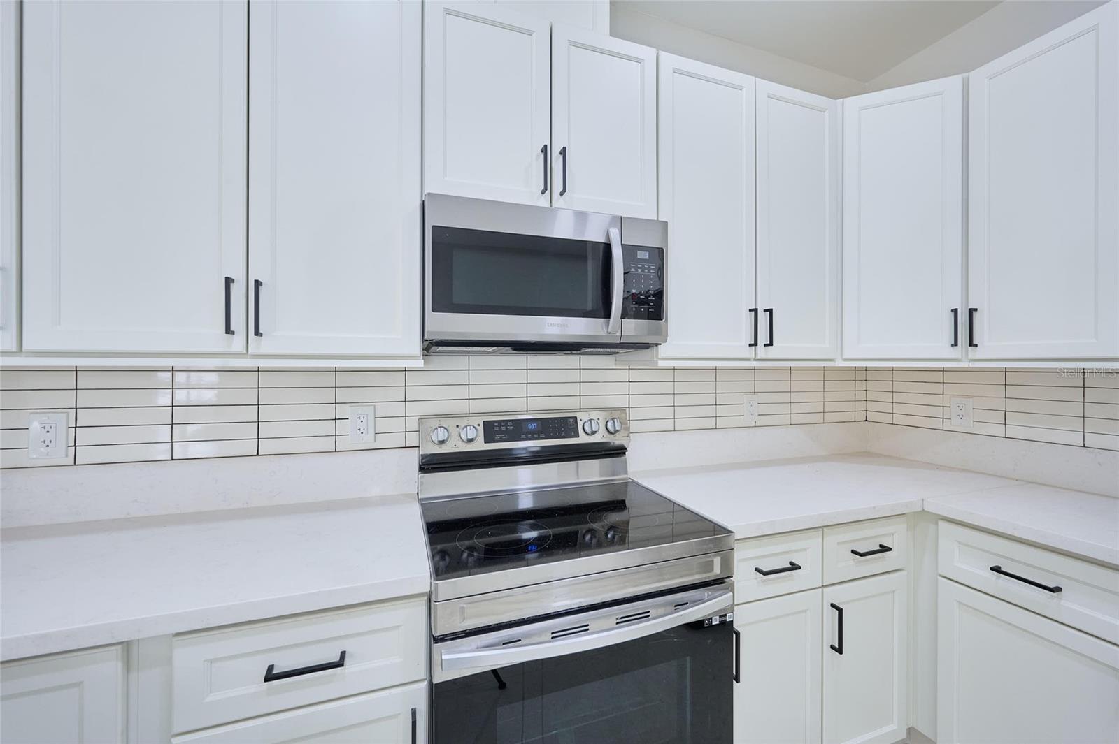 3431 ORCHID DR, INDIAN LAKE ESTATES, FL — photo 21