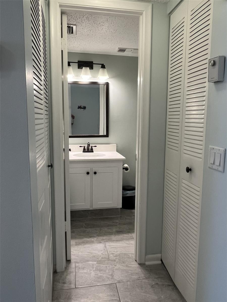 6218 PALMA DEL MAR #303, ST PETERSBURG, FL — photo 11