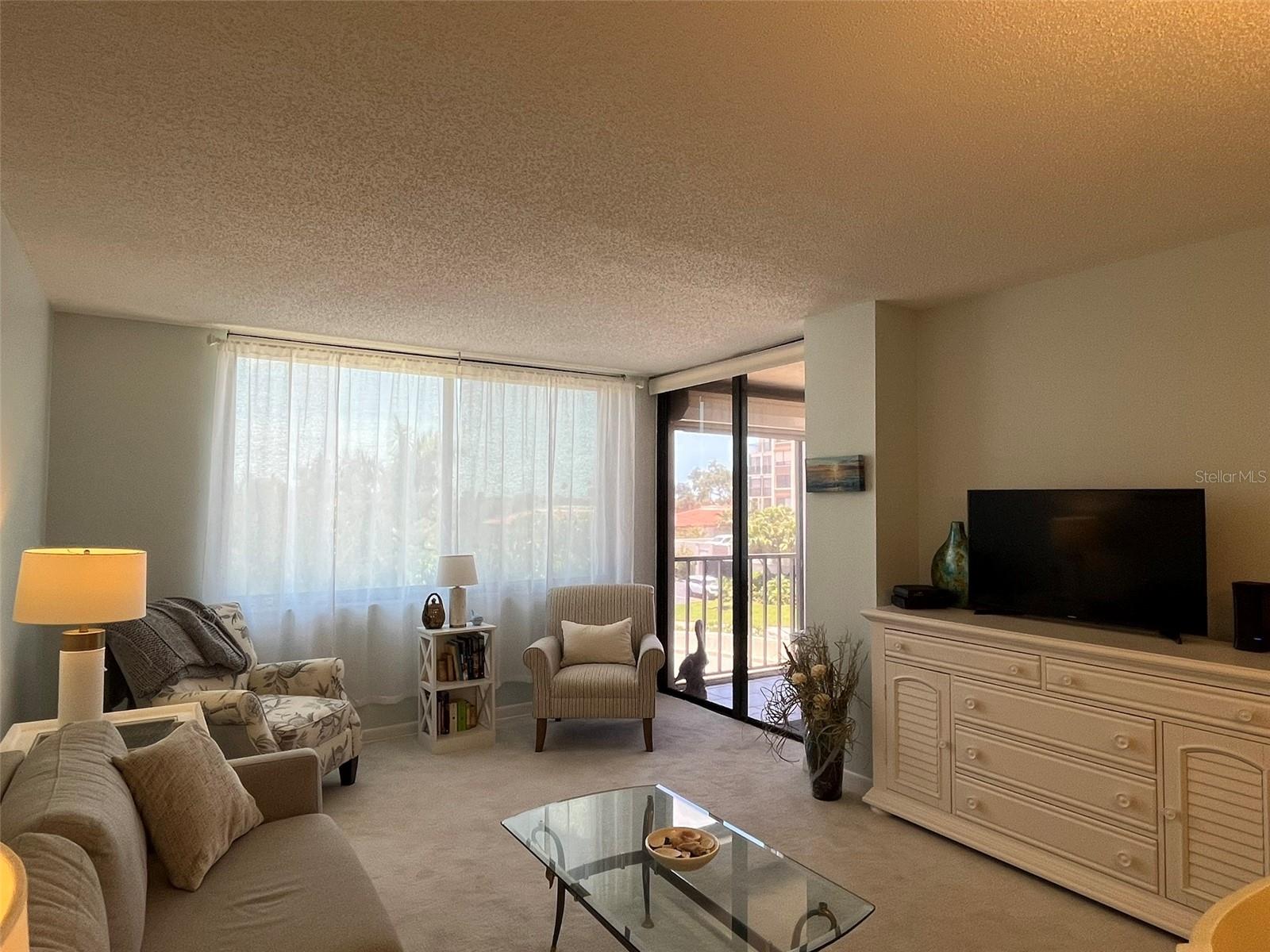 6218 PALMA DEL MAR #303, ST PETERSBURG, FL — photo 15
