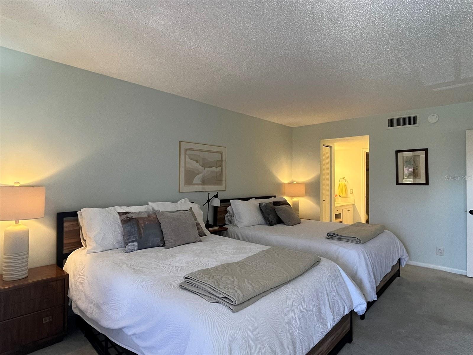 6218 PALMA DEL MAR #303, ST PETERSBURG, FL — photo 20