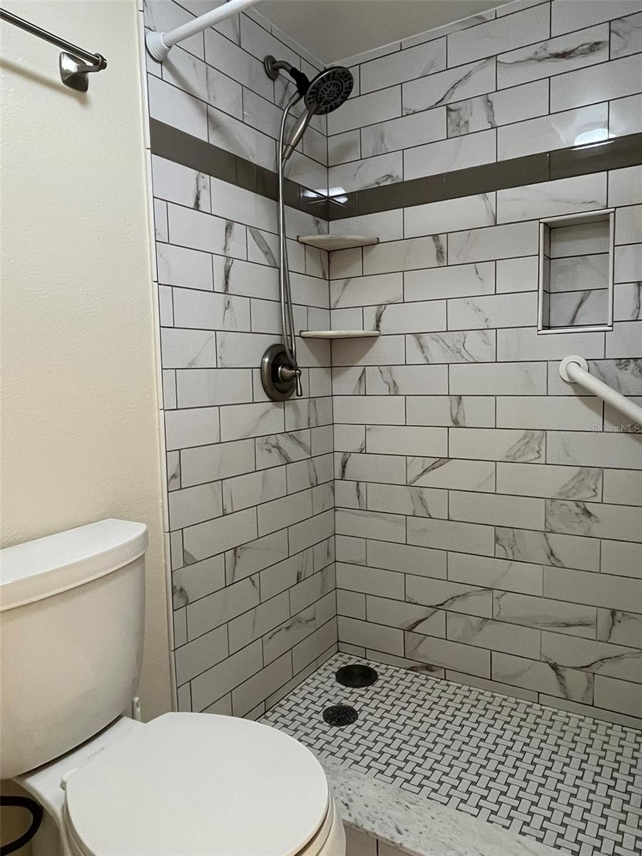 6218 PALMA DEL MAR #303, ST PETERSBURG, FL — photo 24