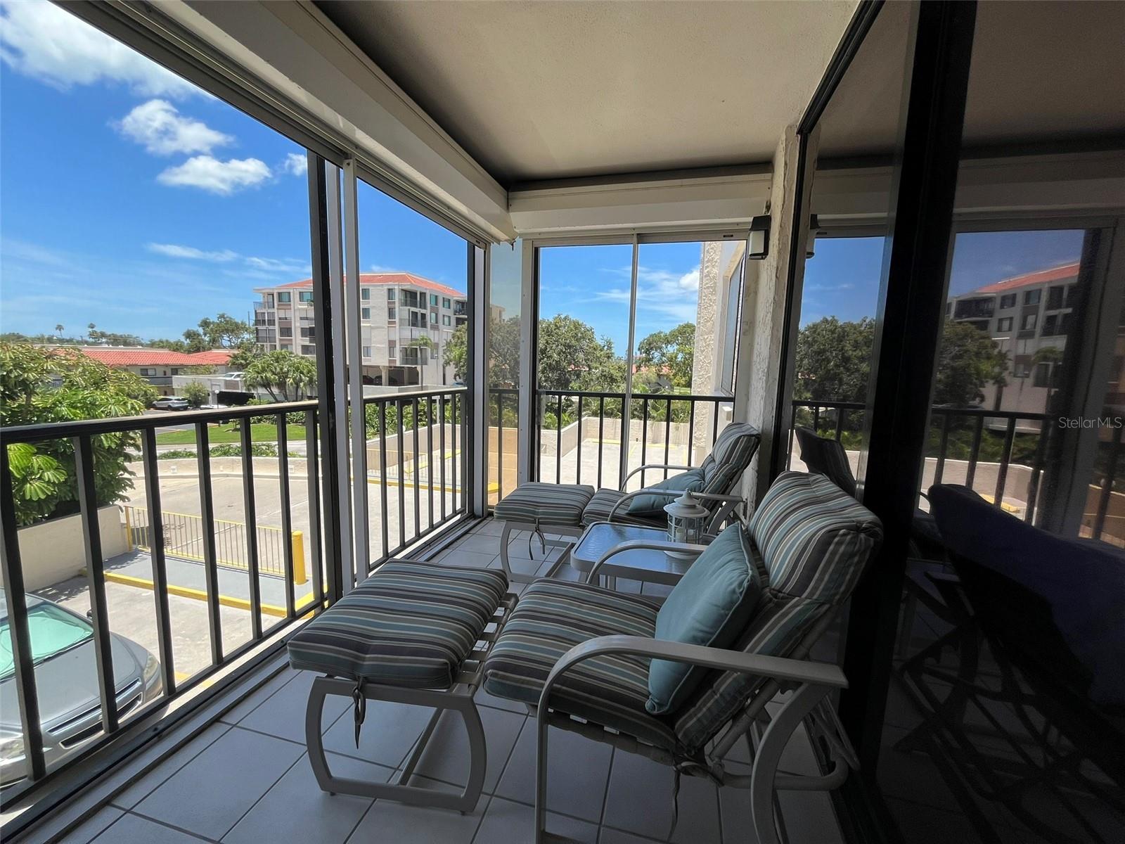 6218 PALMA DEL MAR #303, ST PETERSBURG, FL — photo 26