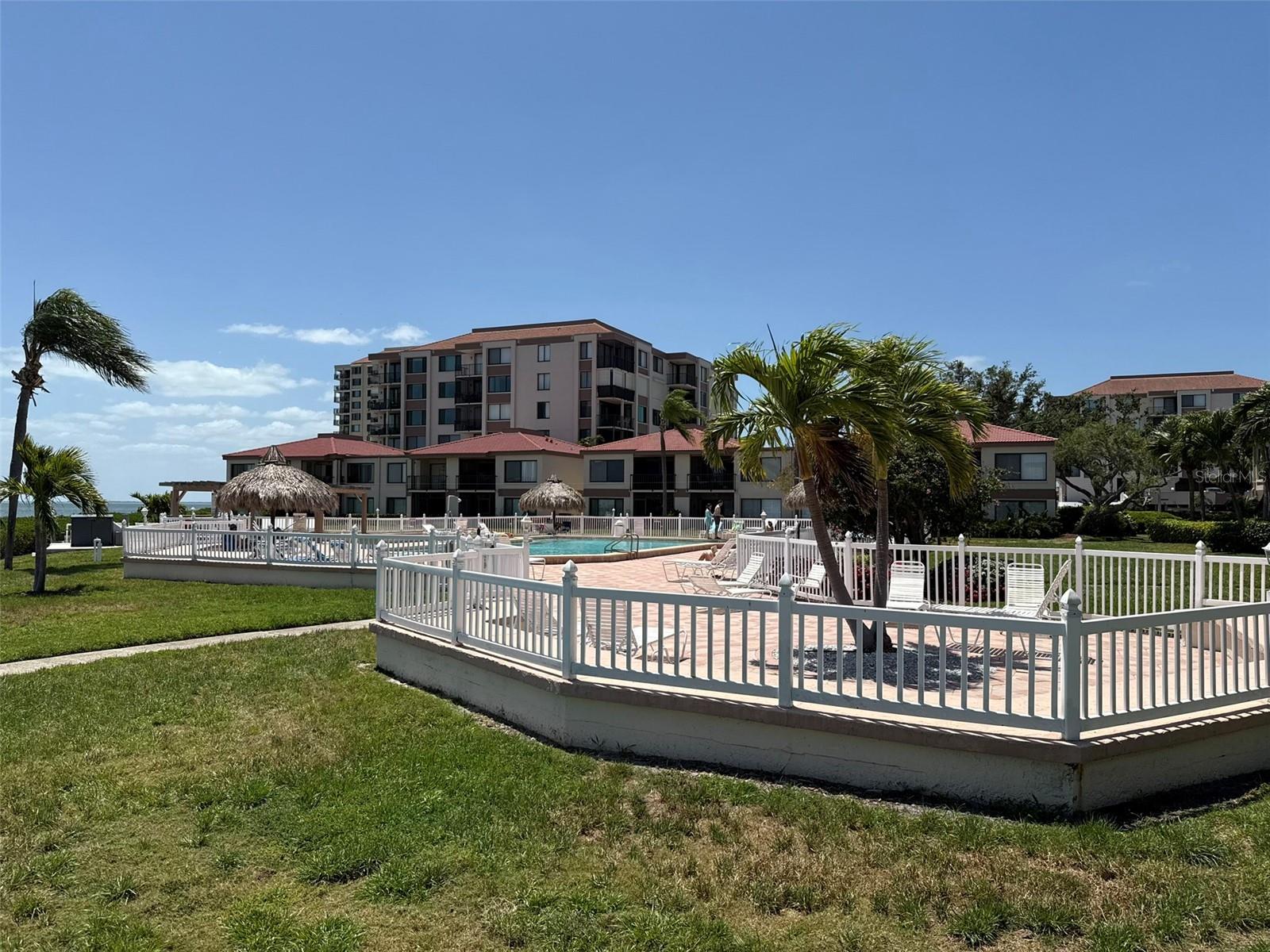 6218 PALMA DEL MAR #303, ST PETERSBURG, FL — photo 31