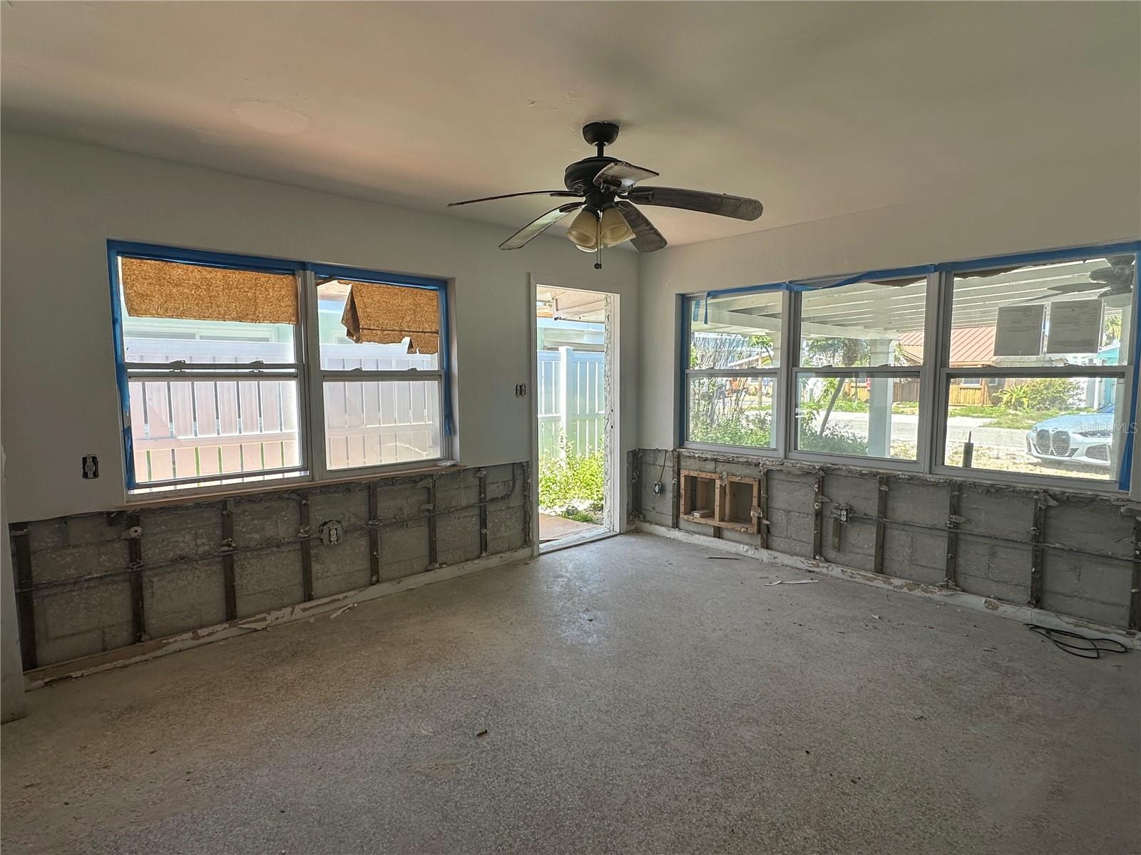 13434 1ST ST E, MADEIRA BEACH, FL — photo 2