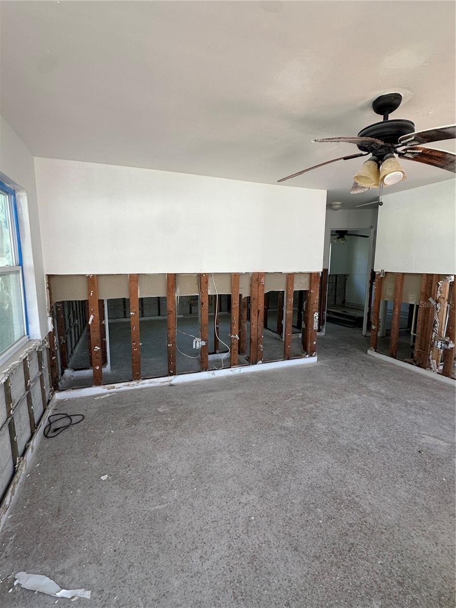 13434 1ST ST E, MADEIRA BEACH, FL — photo 3