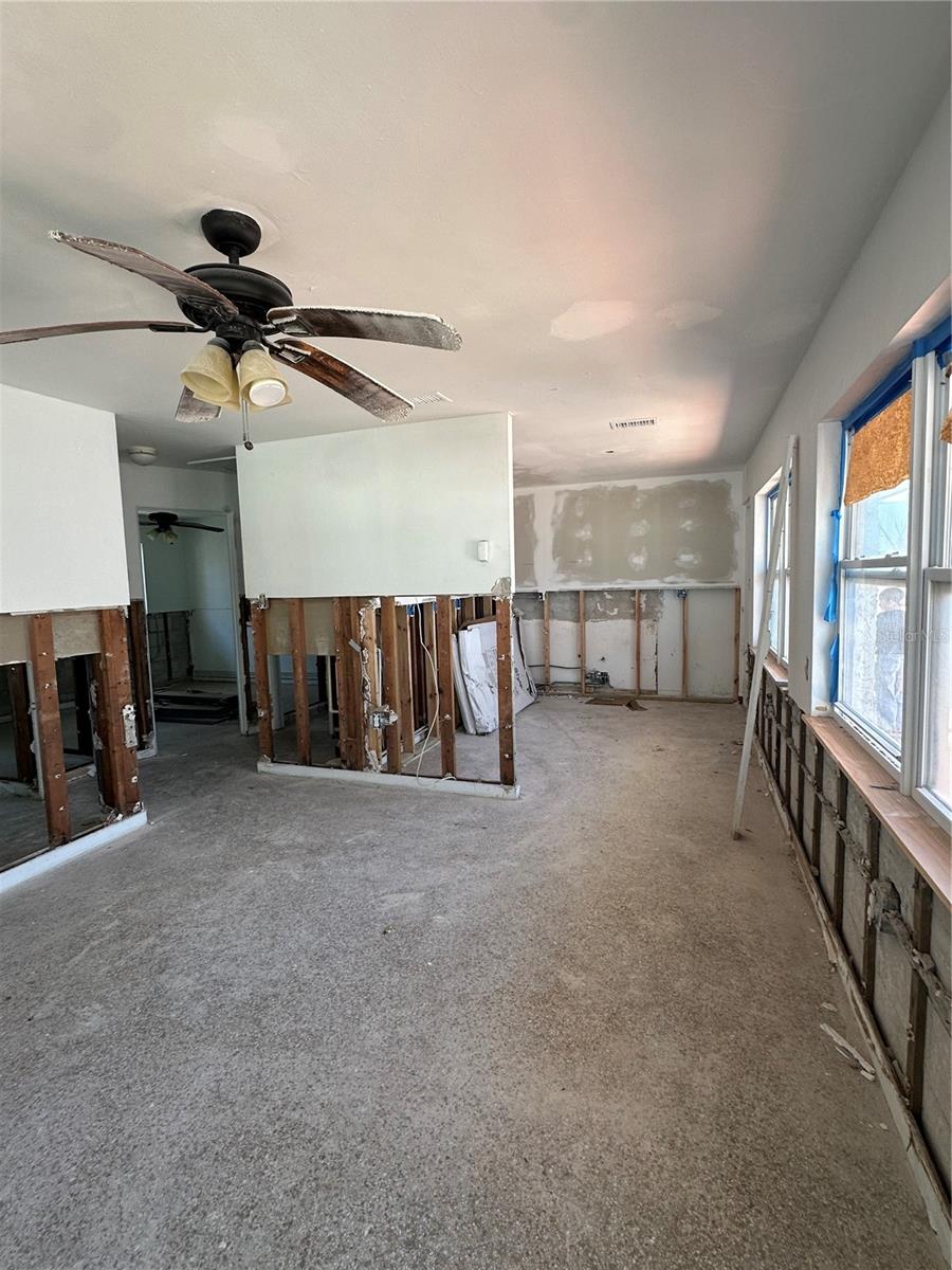 13434 1ST ST E, MADEIRA BEACH, FL — photo 4