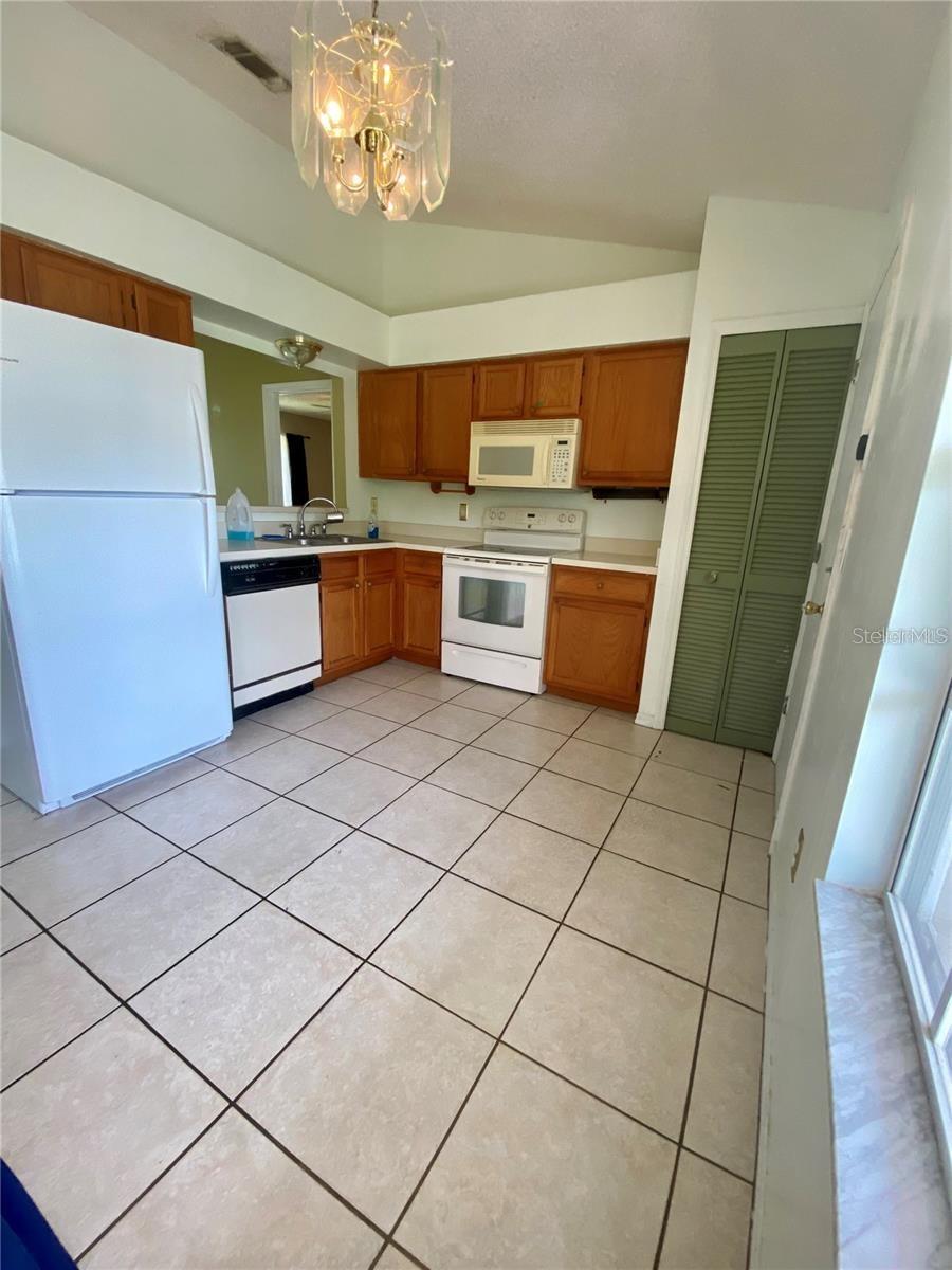 5230 CLARION OAKS DR, ORLANDO, FL — photo 4