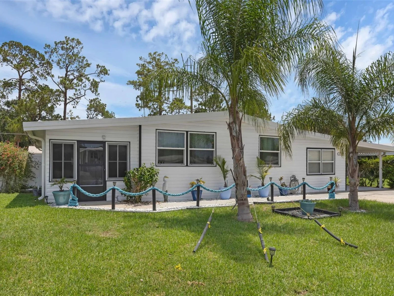 1025 CAPELLA DR, TAVARES, FL — photo 3