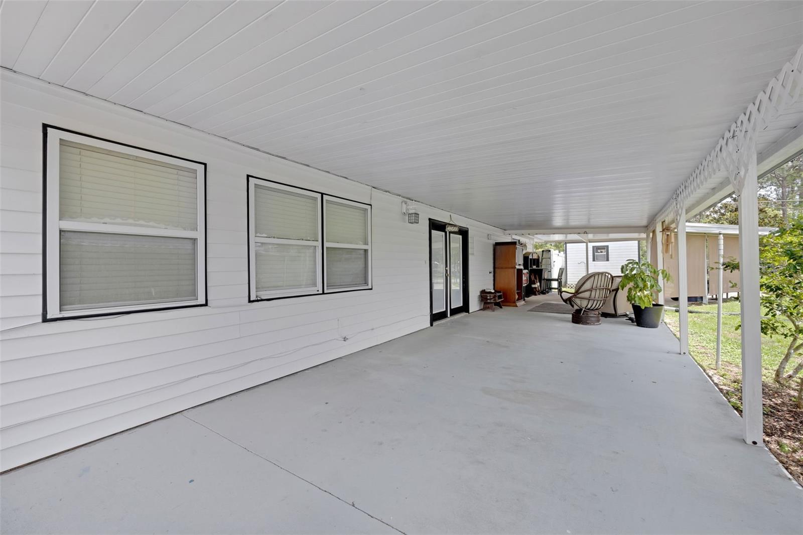 1025 CAPELLA DR, TAVARES, FL — photo 14