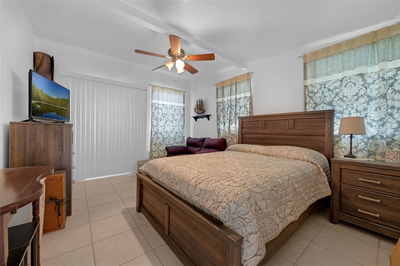 1025 CAPELLA DR, TAVARES, FL — photo 35