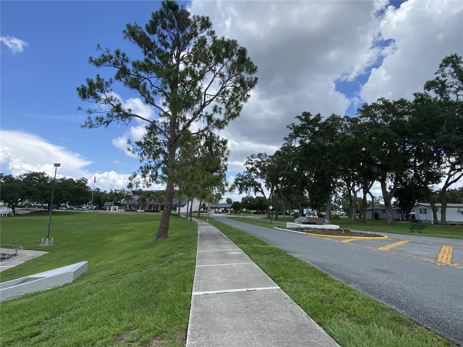 164 ROYAL PALM DR, LEESBURG, FL — photo 147