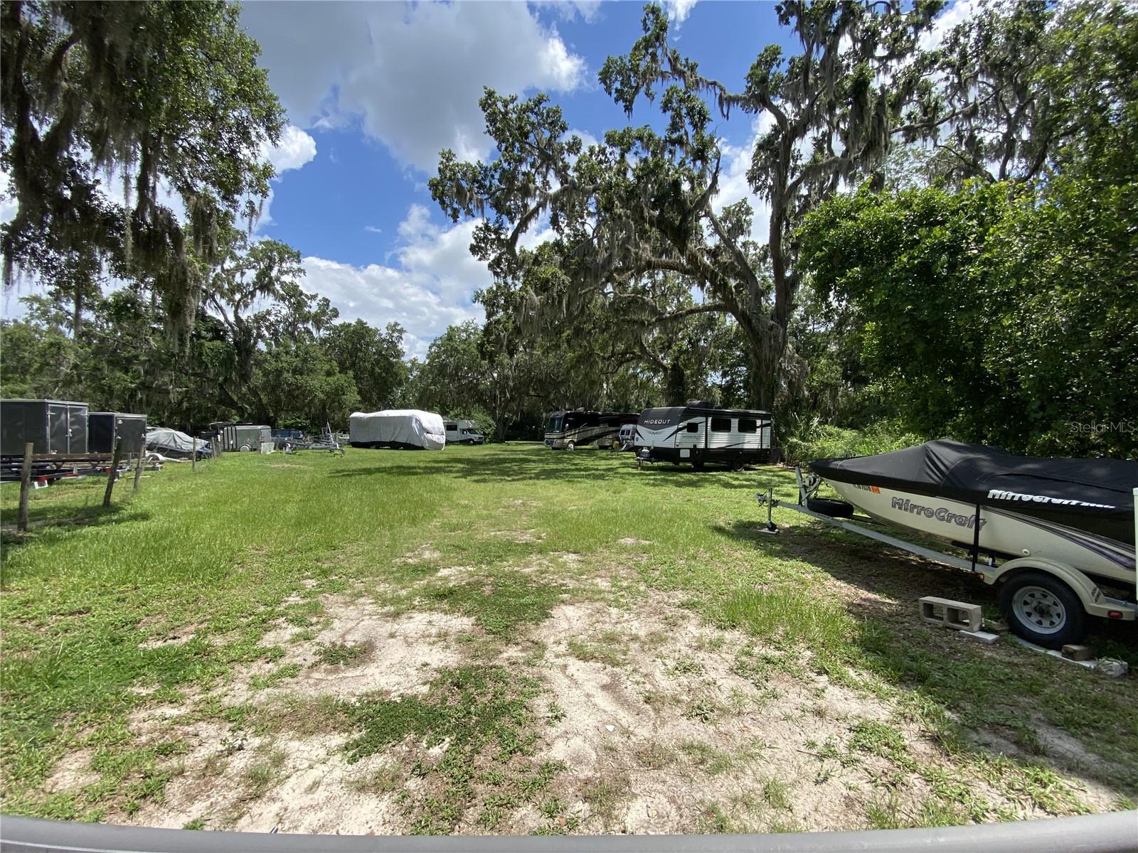 164 ROYAL PALM DR, LEESBURG, FL — photo 197
