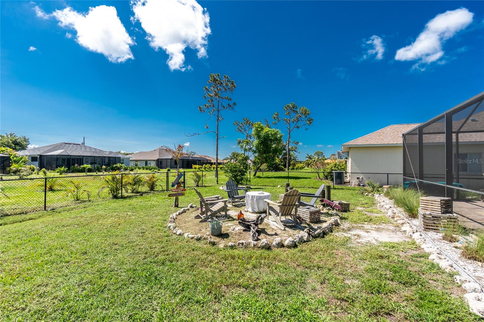262 ROTONDA BLVD N, ROTONDA WEST, FL — photo 39
