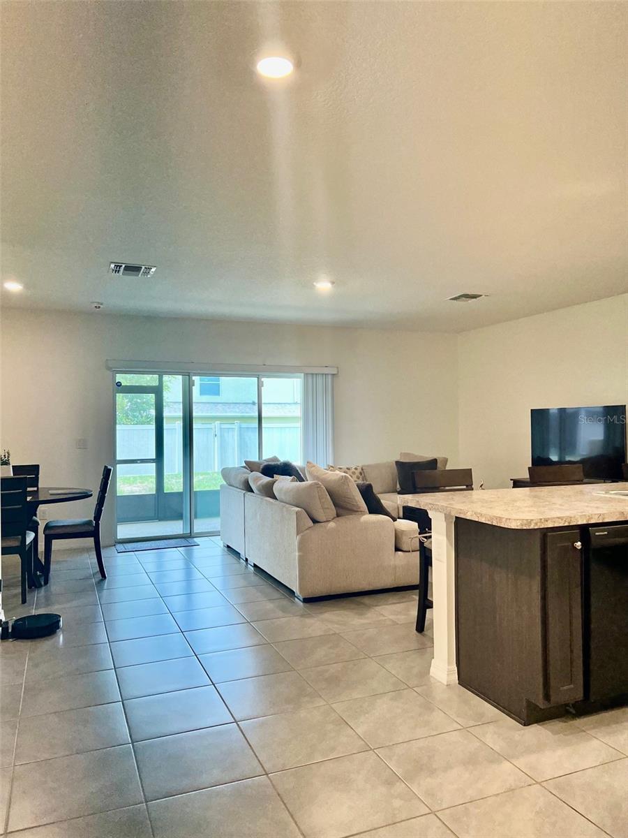 9033 ALBA LN, KISSIMMEE, FL — photo 3