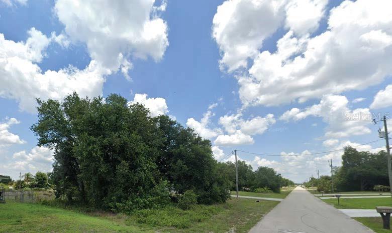 2810 51ST ST SW, LEHIGH ACRES, FL — photo 2