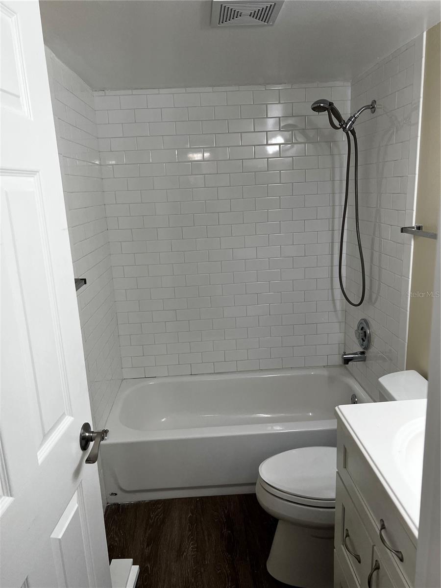 120 HIBISCUS WOODS CT #11B, DELTONA, FL — photo 13