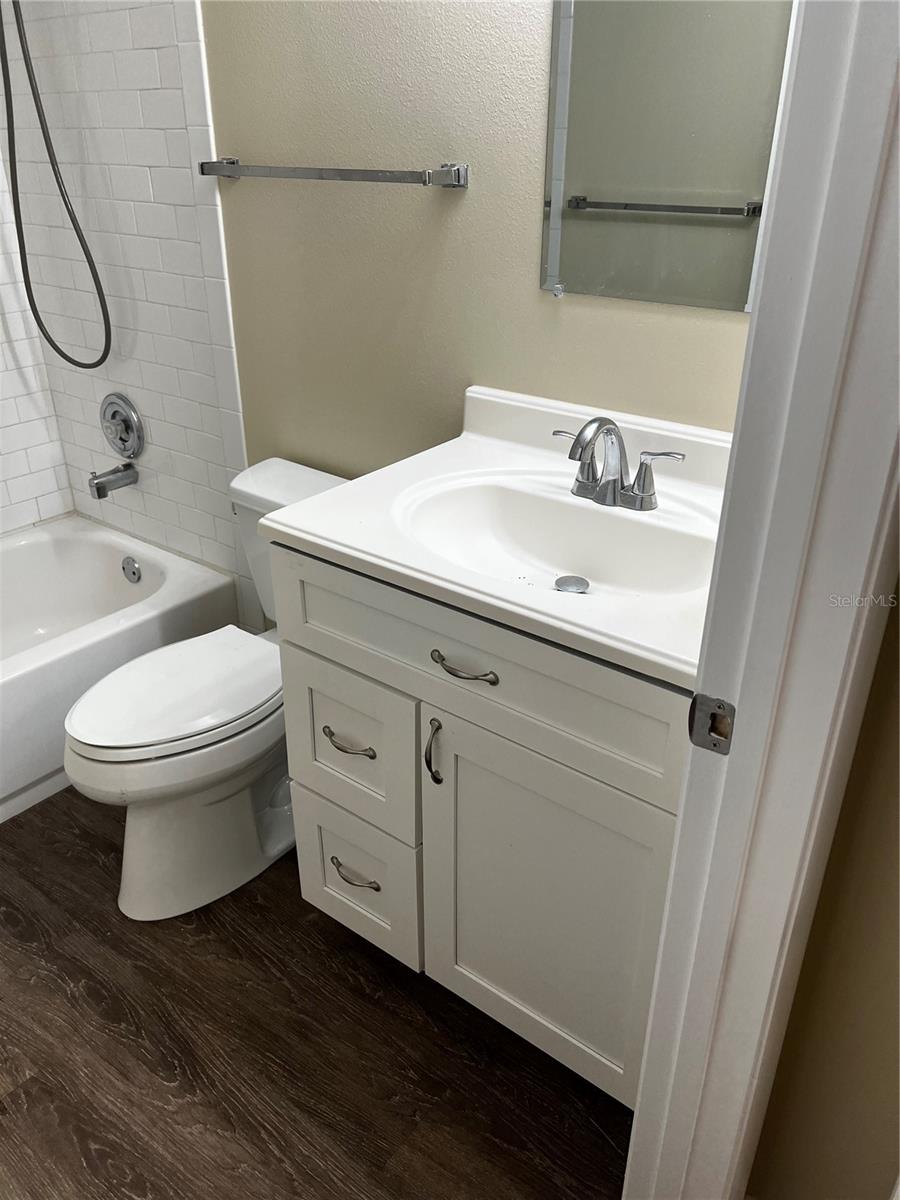 120 HIBISCUS WOODS CT #11B, DELTONA, FL — photo 18