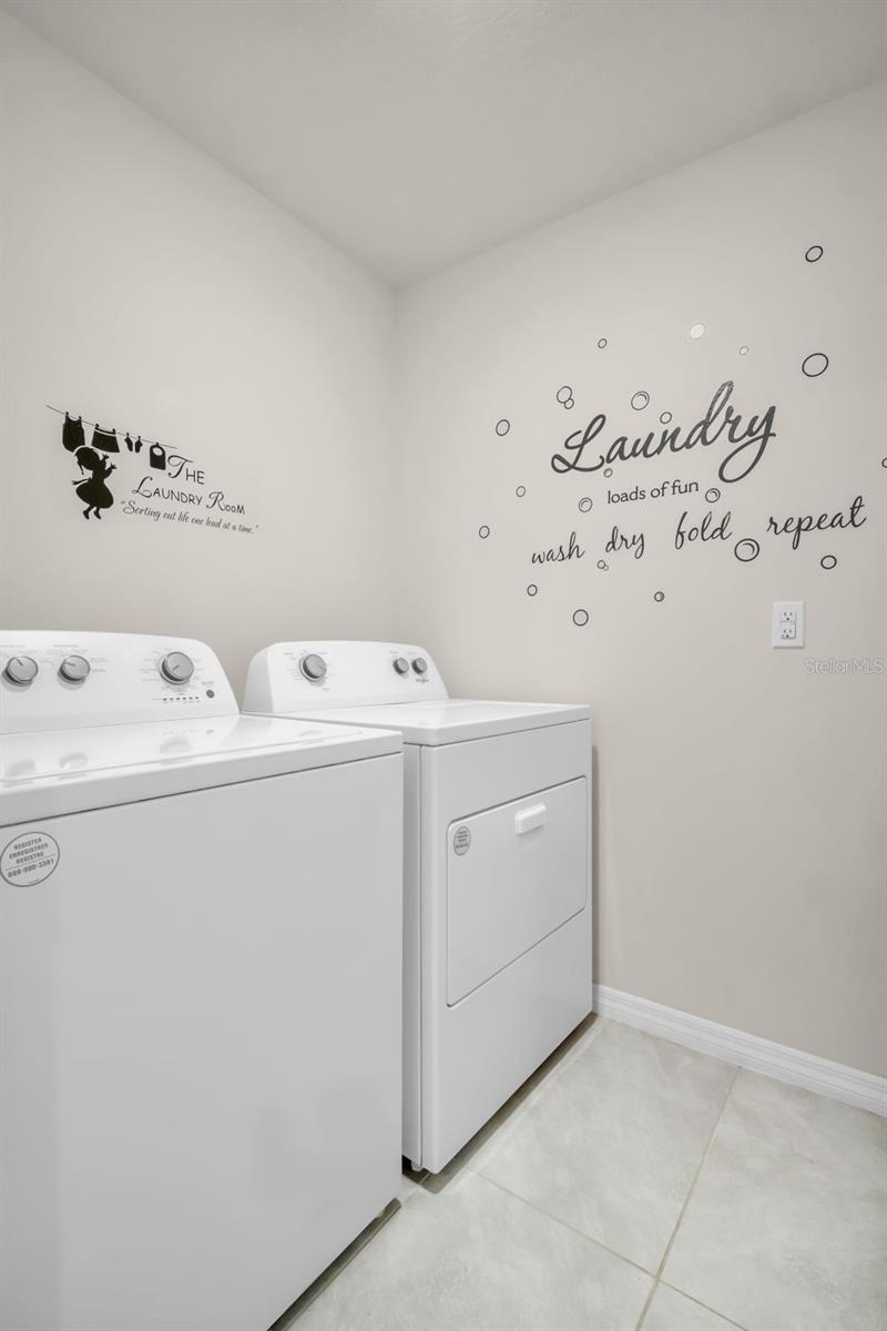 7774 SAIL CLOVER LN, ZEPHYRHILLS, FL — photo 12