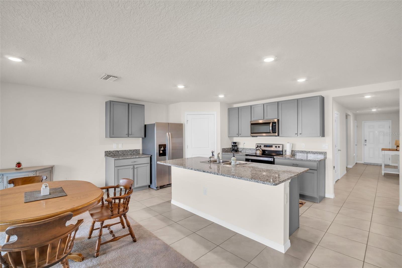 7774 SAIL CLOVER LN, ZEPHYRHILLS, FL — photo 13