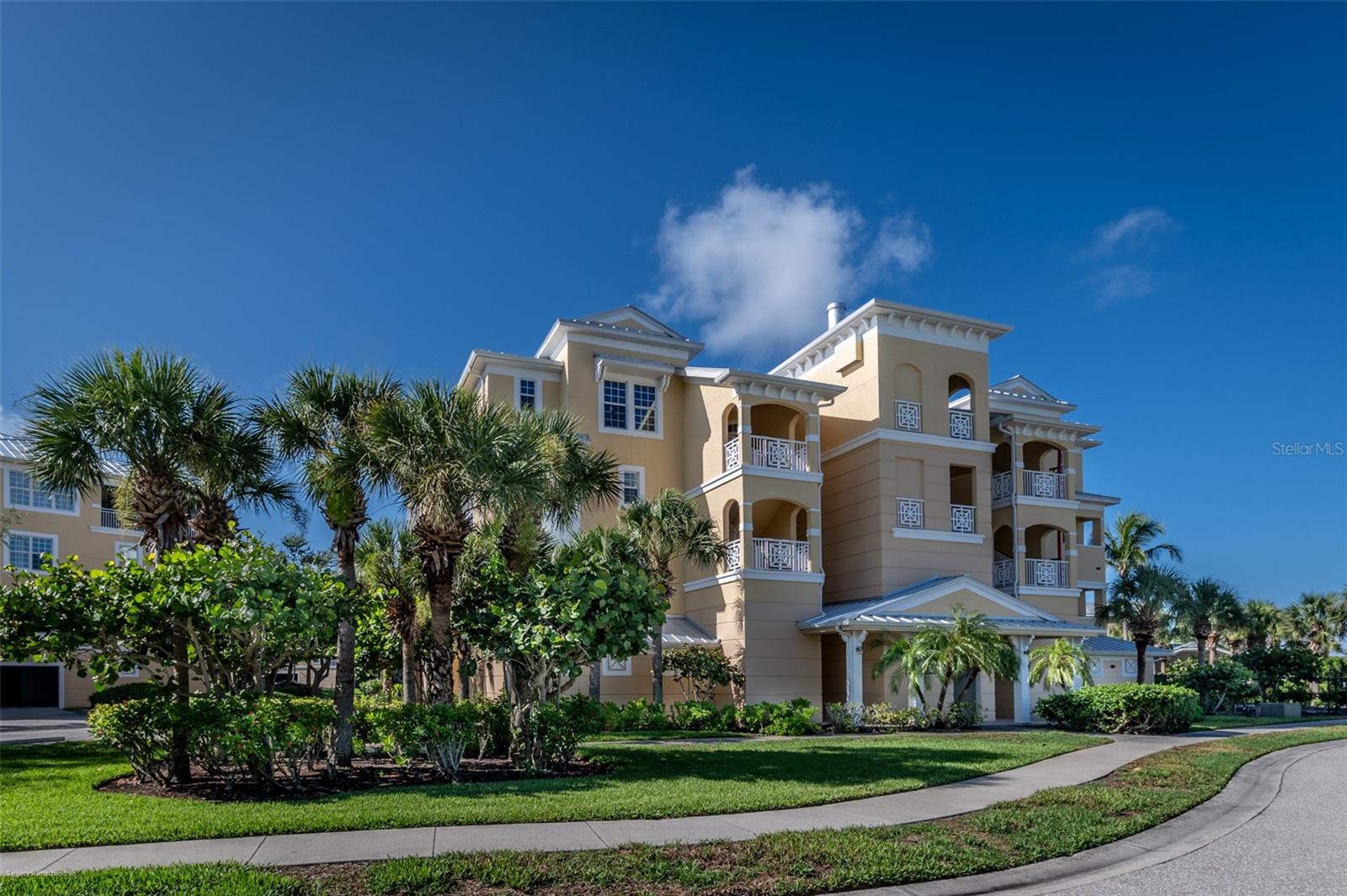 8581 AMBERJACK CIR #301, ENGLEWOOD, FL