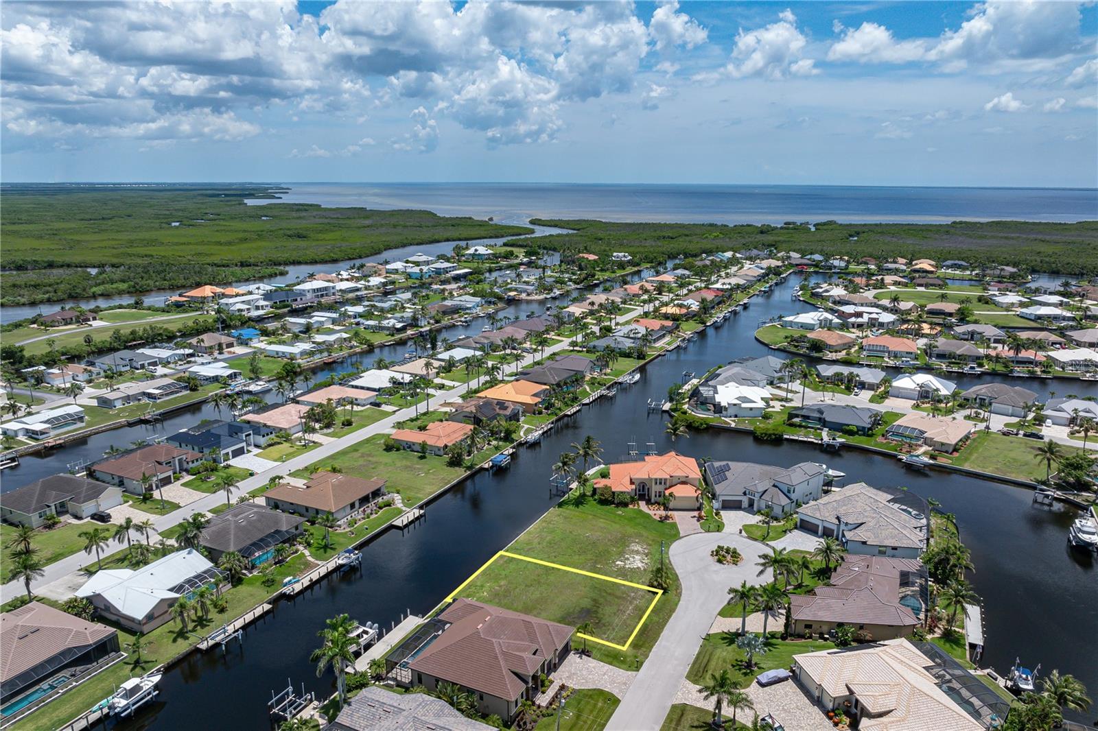 1237 WHIPPOORWILL CT, PUNTA GORDA, FL — photo 8