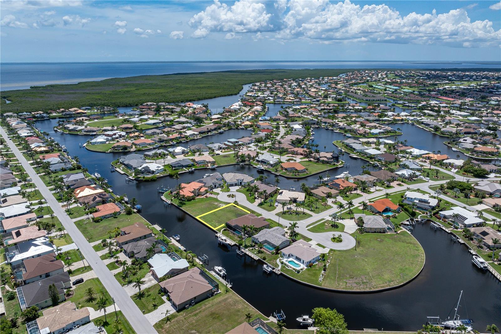 1237 WHIPPOORWILL CT, PUNTA GORDA, FL — photo 14