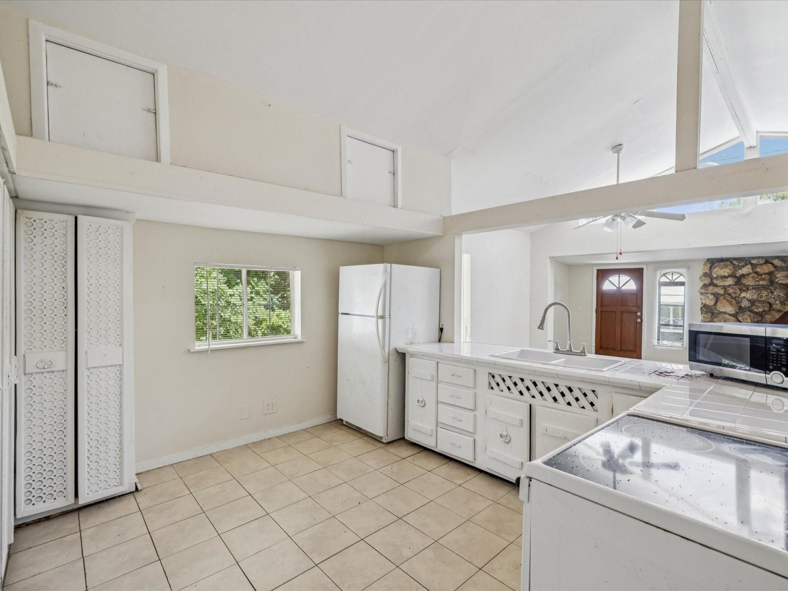 111 E EARLY ST, BROOKSVILLE, FL — photo 15