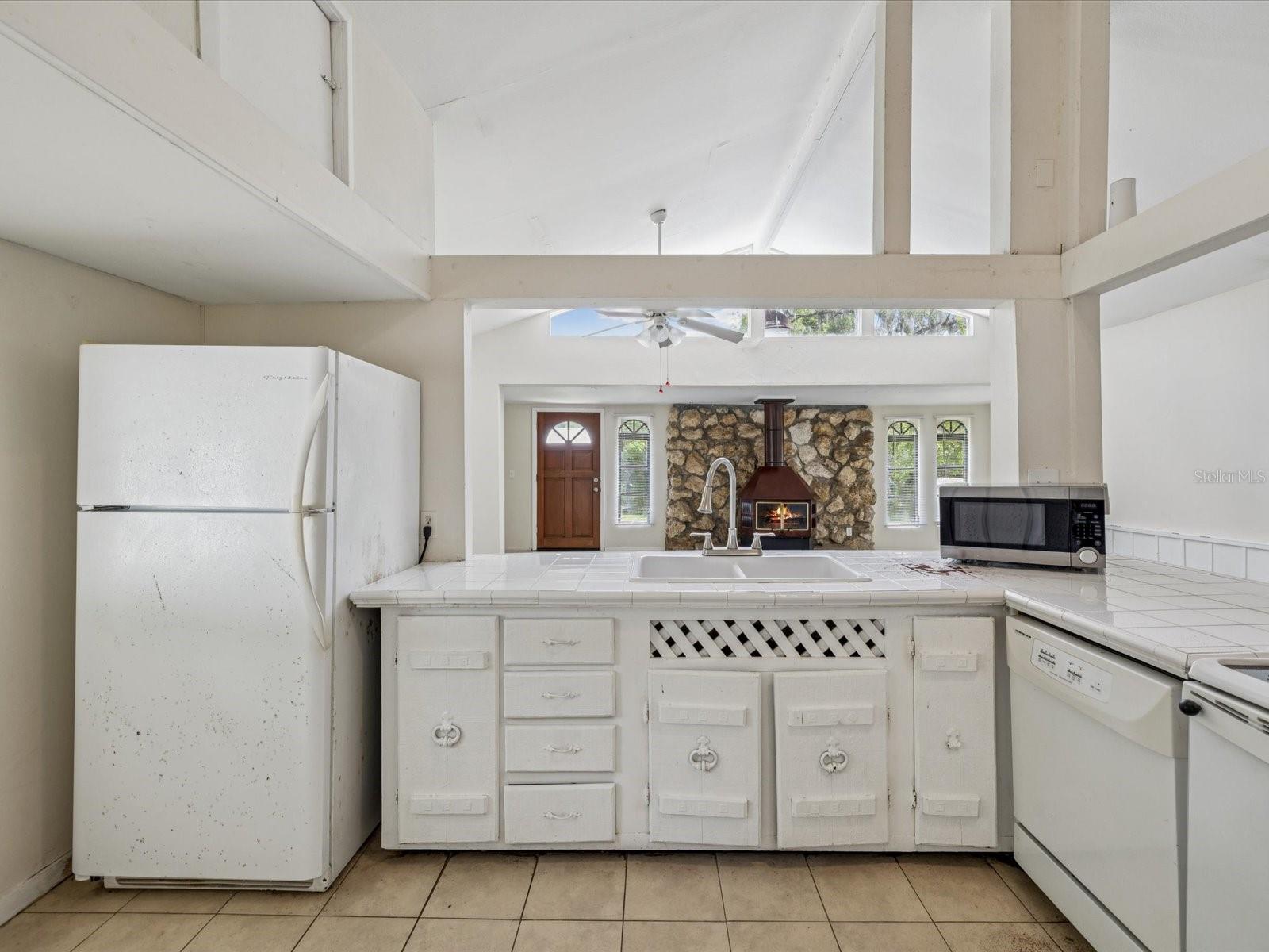 111 E EARLY ST, BROOKSVILLE, FL — photo 16