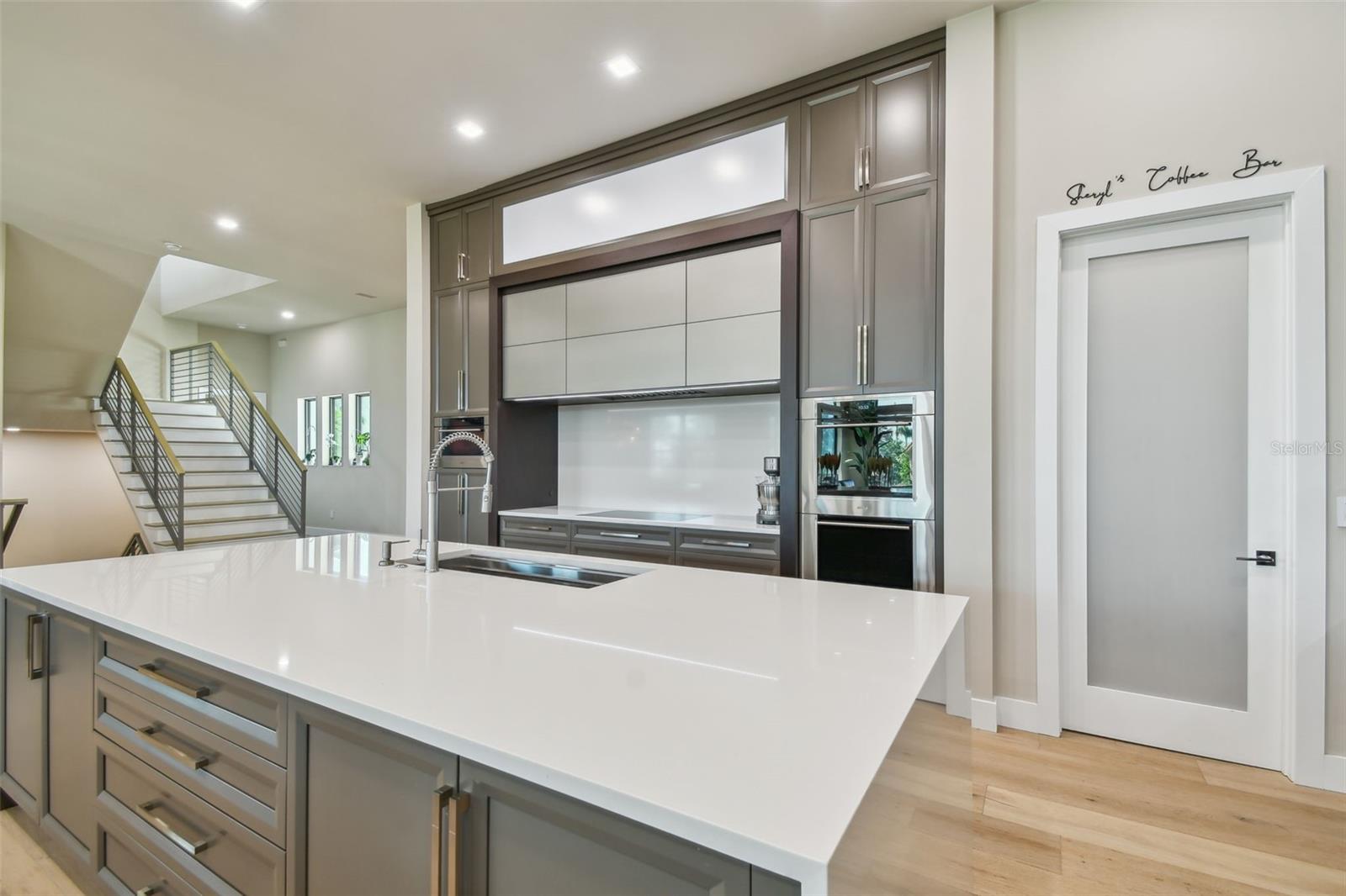 105 9TH ST E, TIERRA VERDE, FL — photo 28
