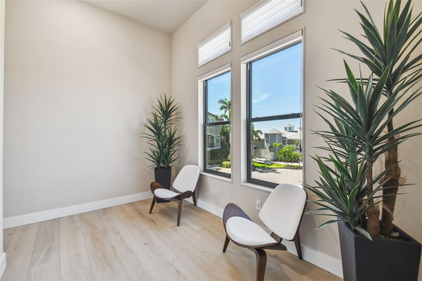 105 9TH ST E, TIERRA VERDE, FL — photo 34