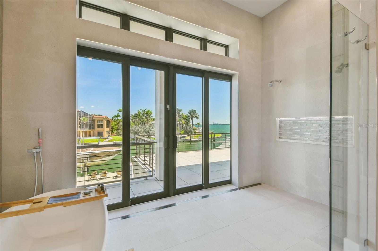 105 9TH ST E, TIERRA VERDE, FL — photo 43