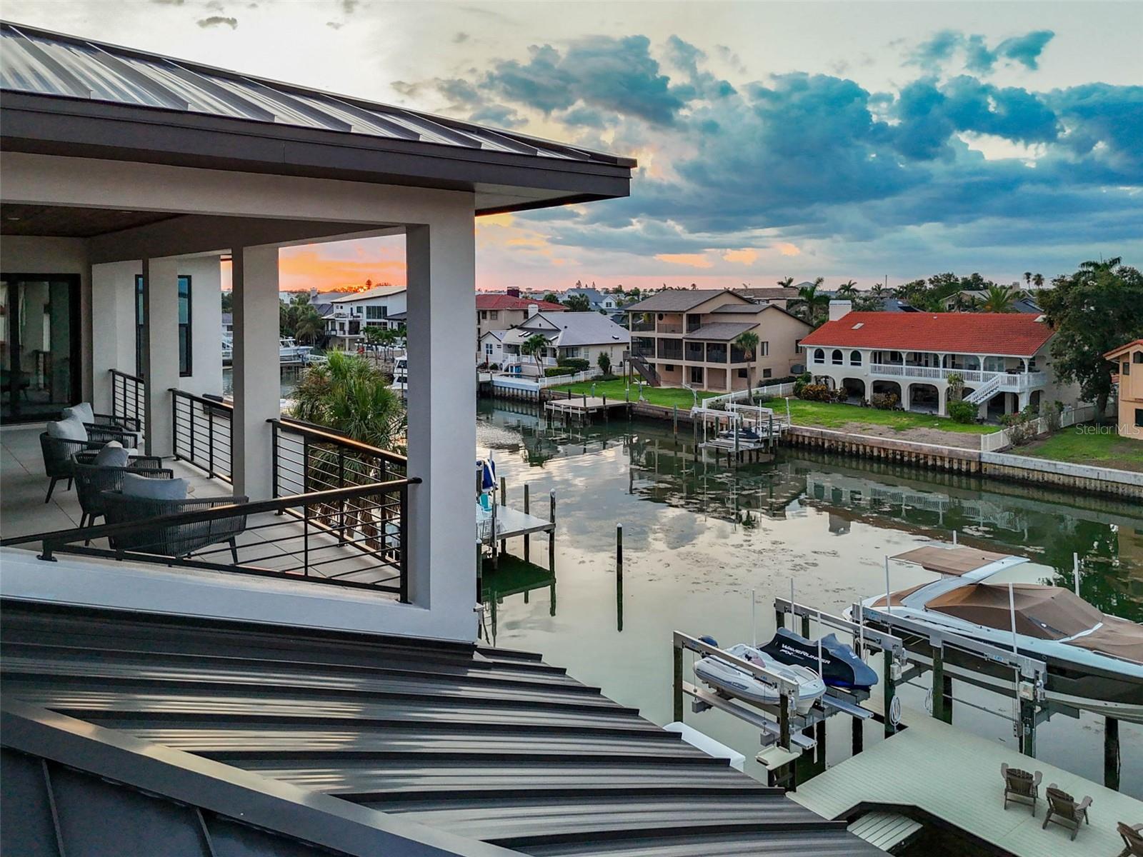 105 9TH ST E, TIERRA VERDE, FL — photo 77