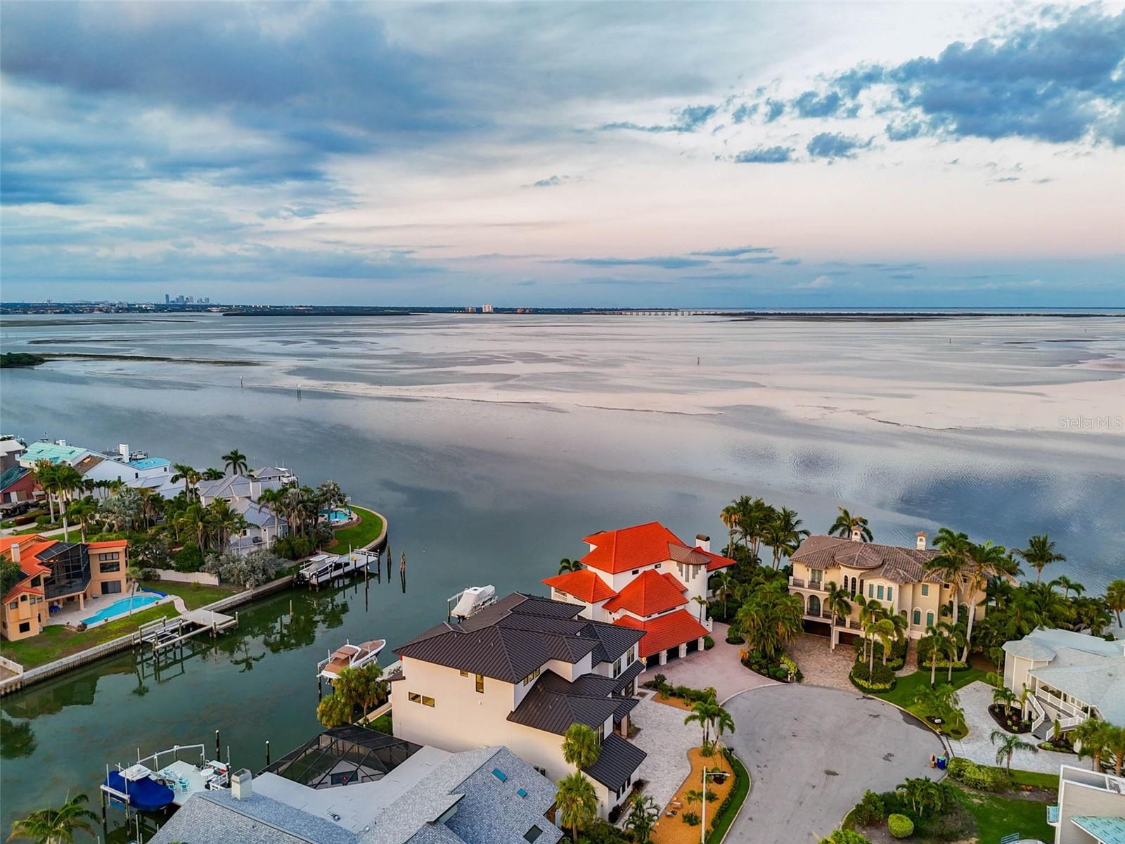 105 9TH ST E, TIERRA VERDE, FL — photo 98