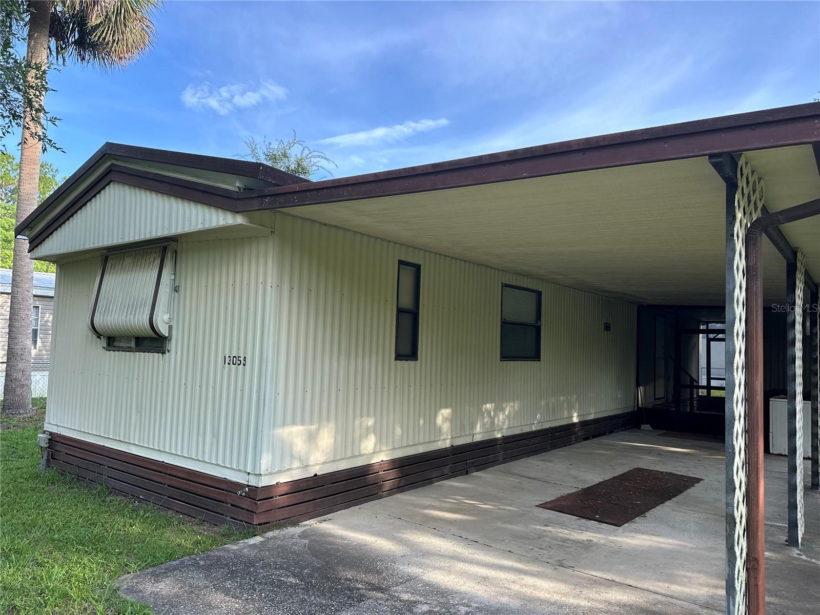 13059 NE 44TH LN, SILVER SPRINGS, FL