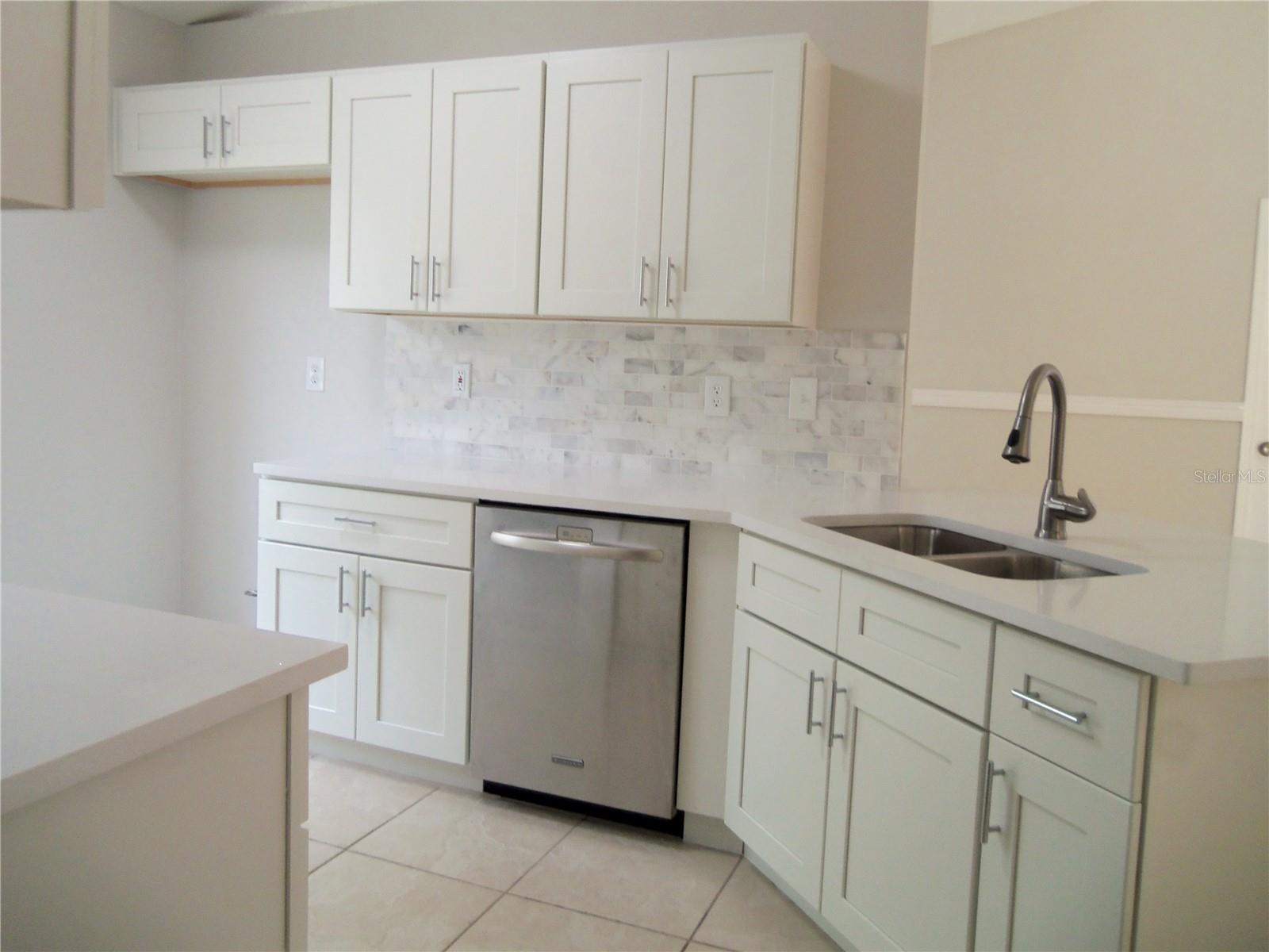 1021 GOLFSIDE CT, KISSIMMEE, FL — photo 10