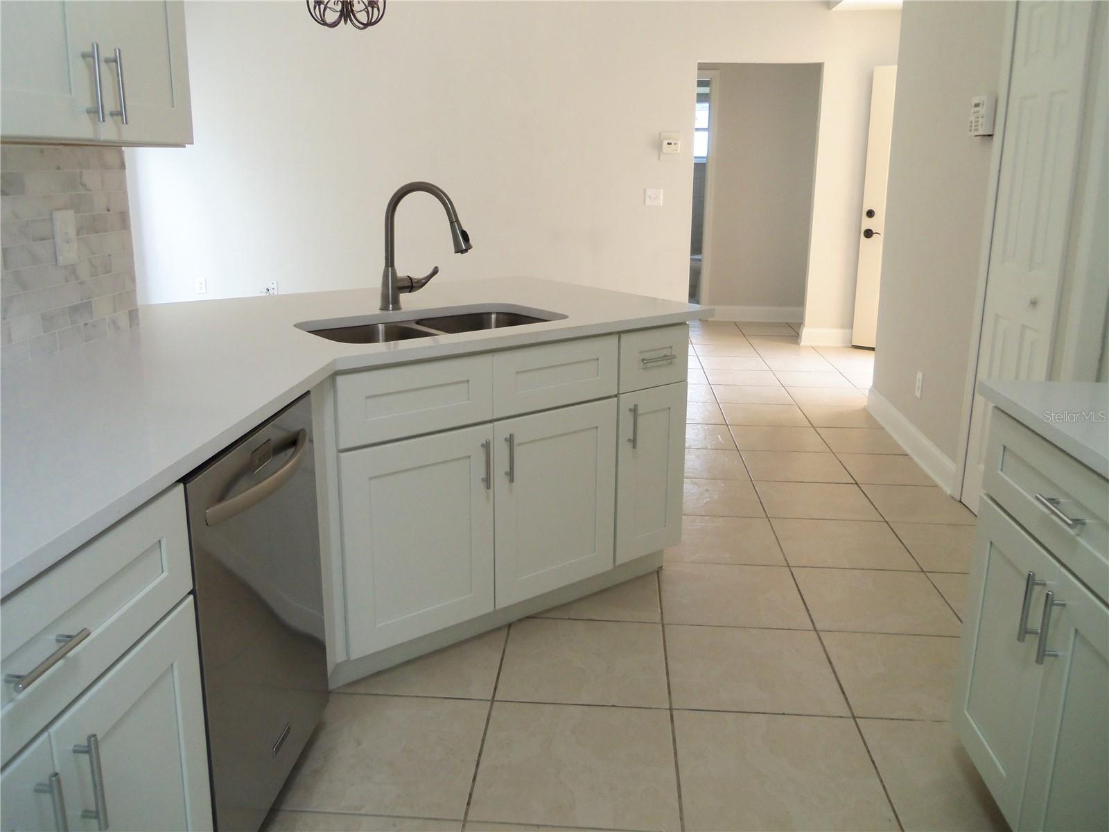 1021 GOLFSIDE CT, KISSIMMEE, FL — photo 12