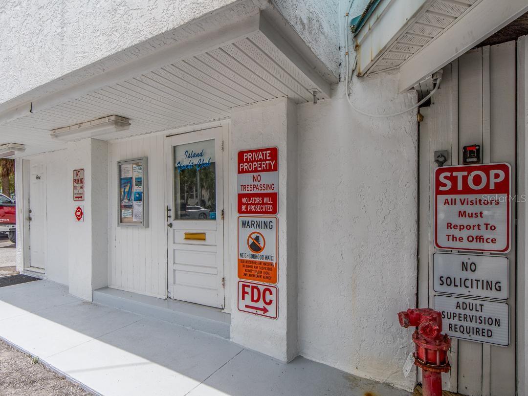 200 WINDWARD PSGE #66, CLEARWATER BEACH, FL — photo 4
