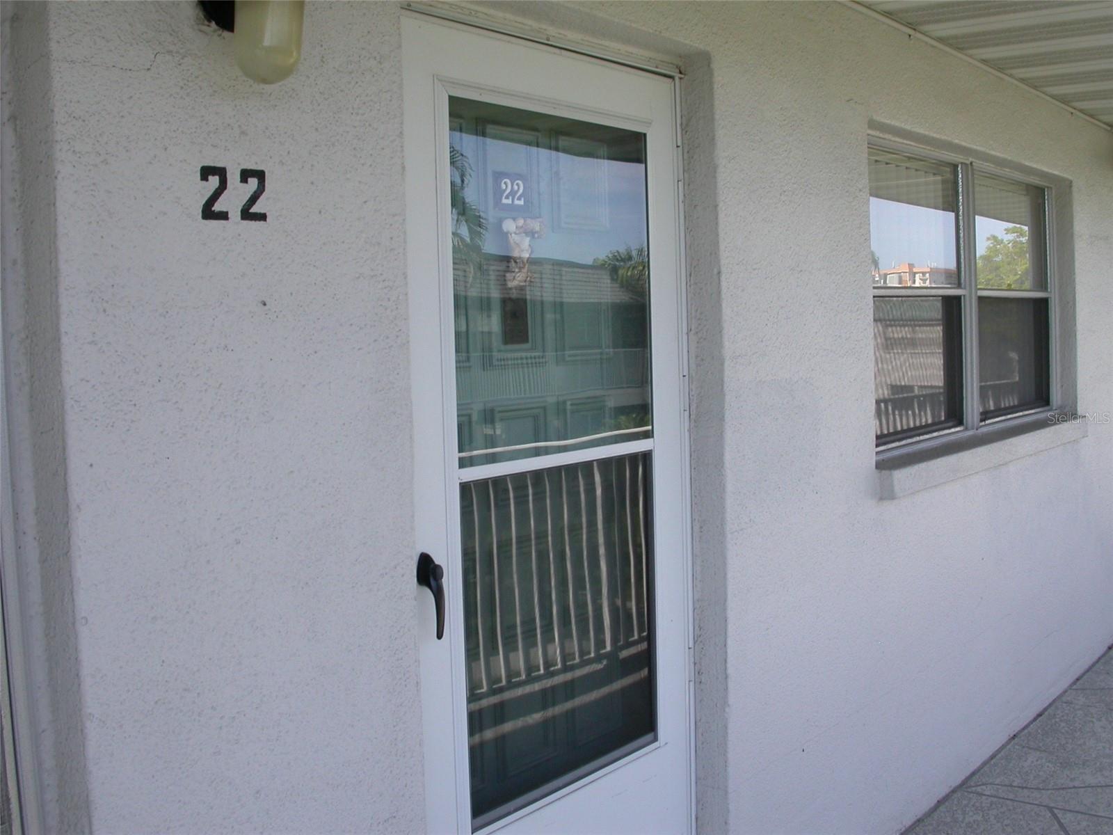 5217 81ST ST N #22, ST PETERSBURG, FL
