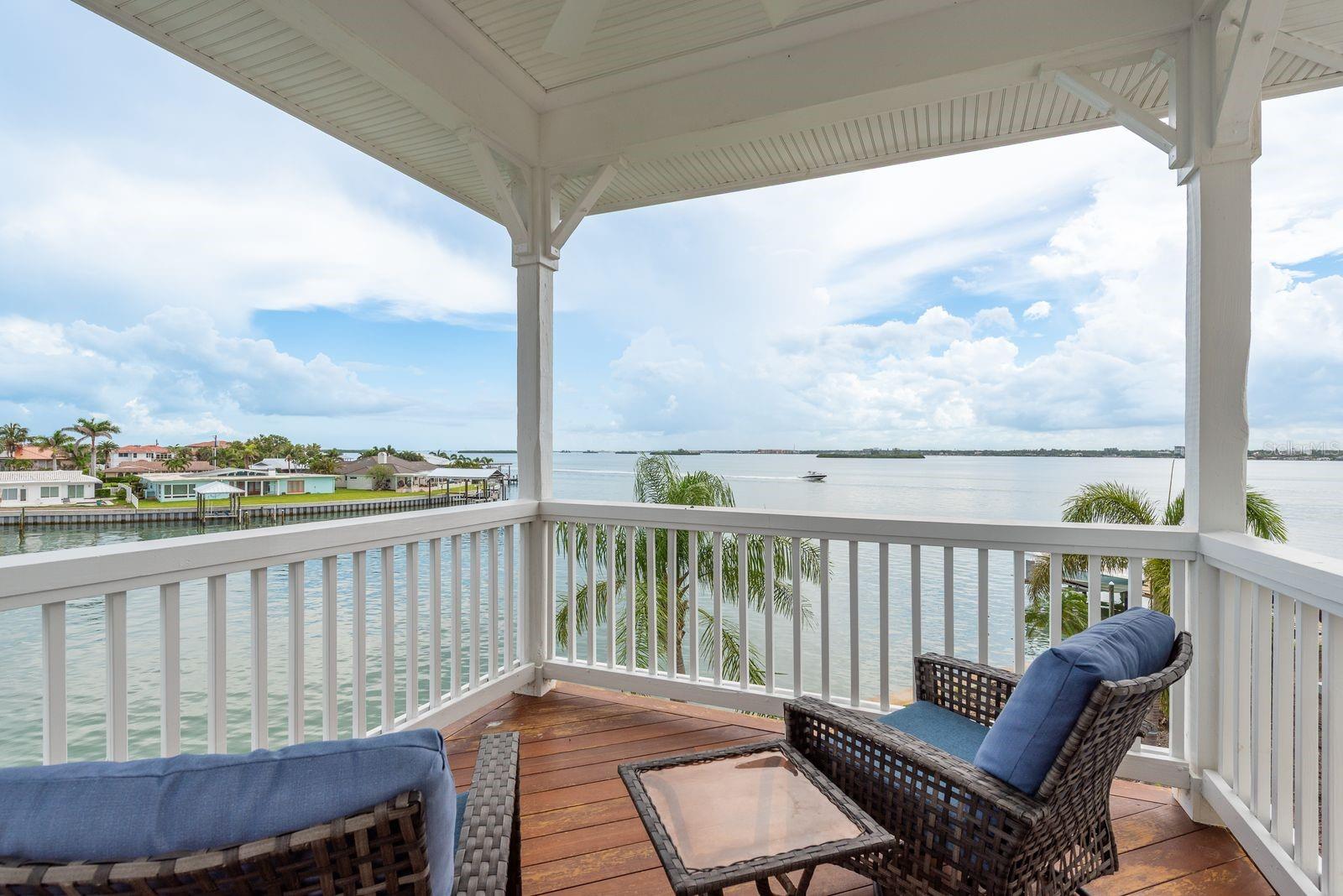 442 MIDWAY IS, CLEARWATER BEACH, FL — photo 43