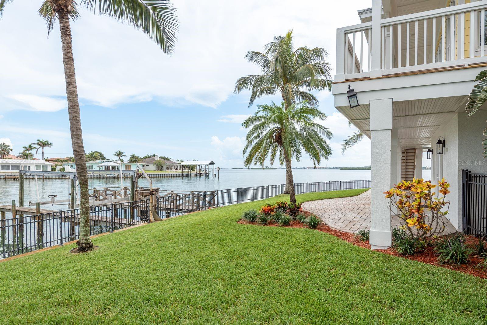 442 MIDWAY IS, CLEARWATER BEACH, FL — photo 88