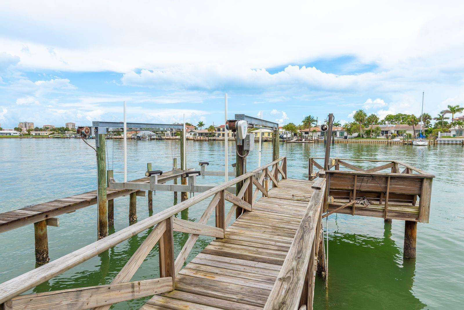 442 MIDWAY IS, CLEARWATER BEACH, FL — photo 94