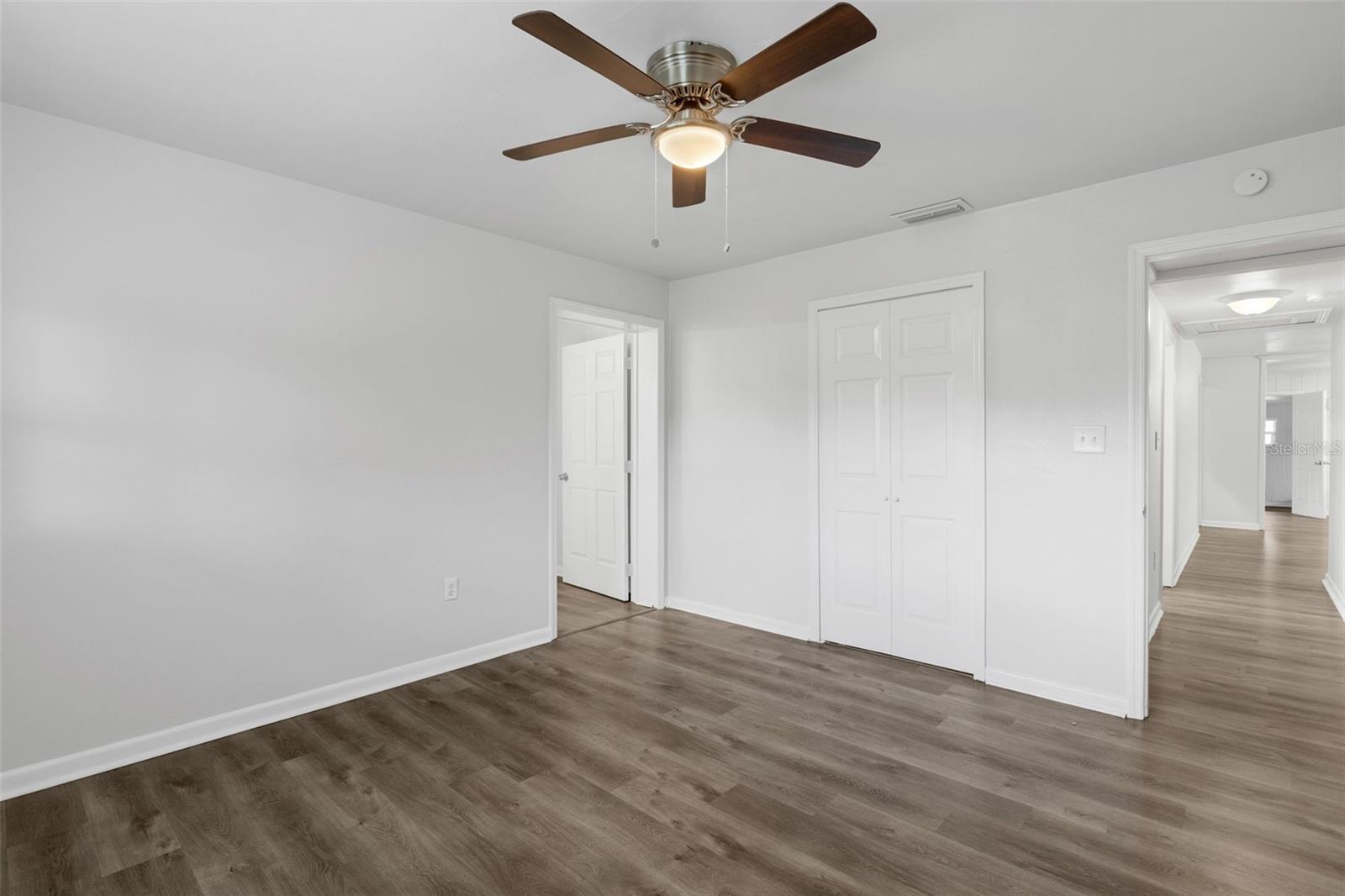 203 E LAKEVIEW AVE, EUSTIS, FL — photo 27