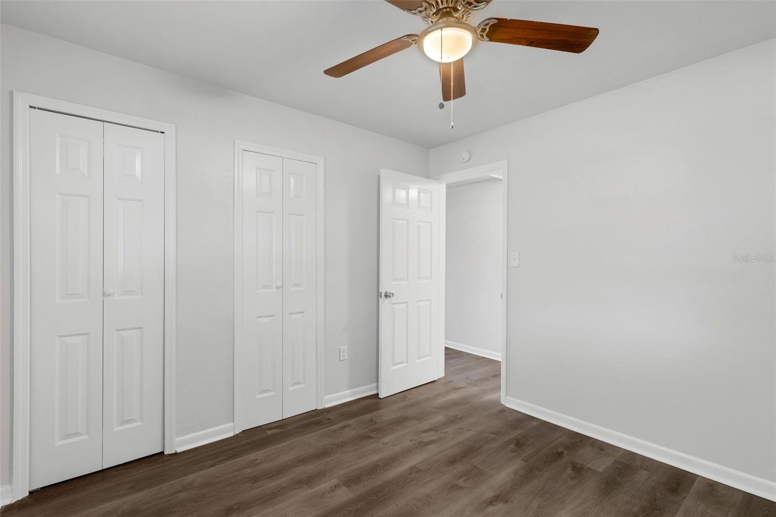 203 E LAKEVIEW AVE, EUSTIS, FL — photo 36
