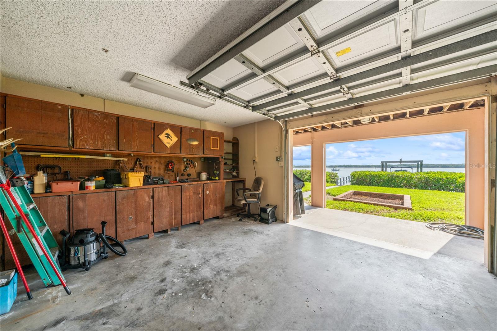 6663 BAYOU GRANDE BLVD NE, ST PETERSBURG, FL — photo 50